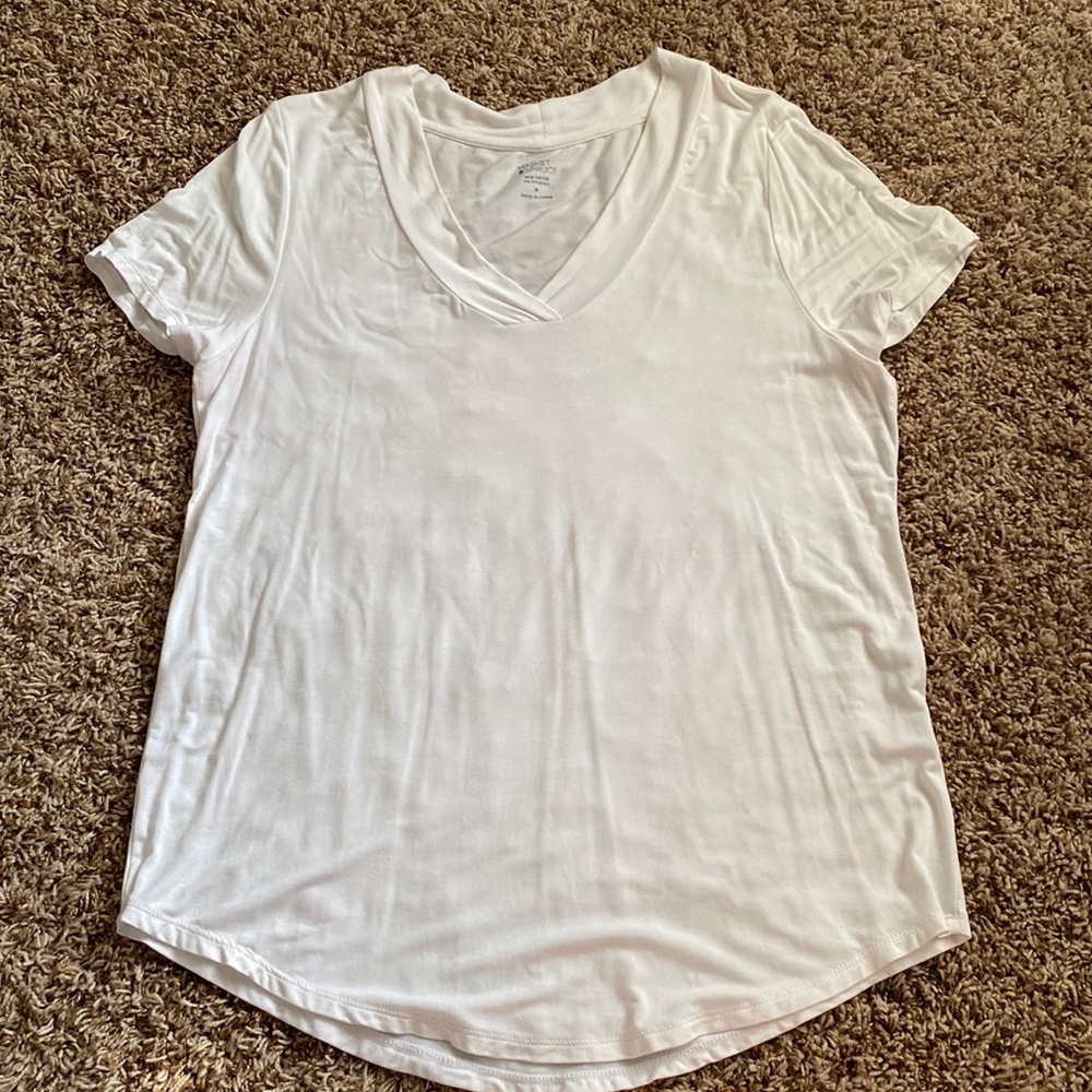 White V Neck Tee